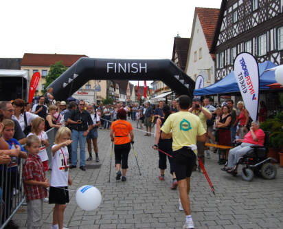 Nordic Walking Wettbewerb beim Frnkischen Schweiz Marathon 2008